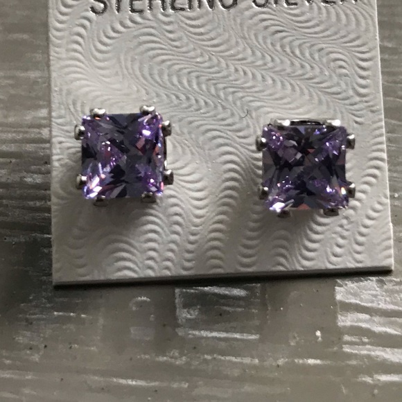 New Tanzanite .925 S Silver Earrings - Picture 3 of 4